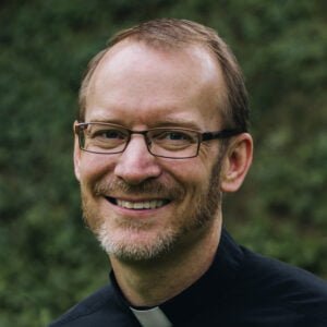 Rev Dr Greg Peters
